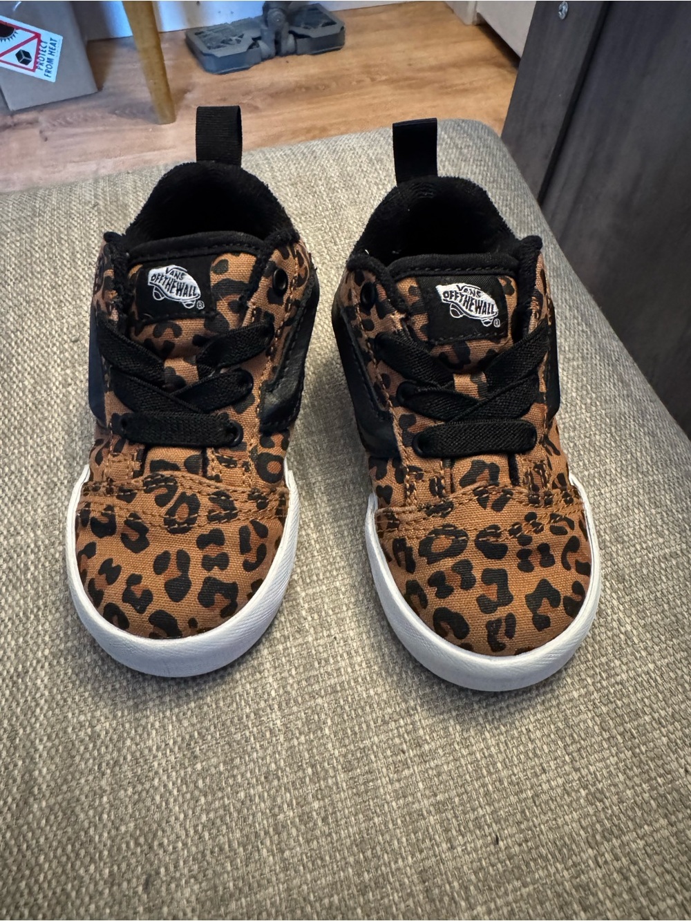 Vans Kids Leopard Print Low-Top Sneakers in Brown and Black